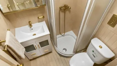 Apartment in Listing photo 6