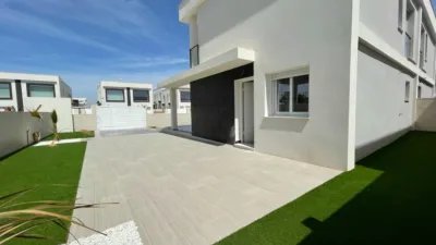 Chalet en Centro Comercial Monte y Mar photo 8