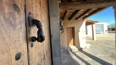 Chalet on Calle Diseminado Afores, No. 32 photo 5