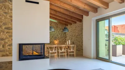 Chalet on Pirineus Street photo 10