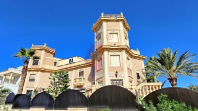 Chalet on Carrer Itàlia, 11 photo 75
