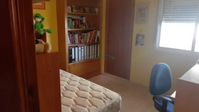 Flat in Patraix photo 12