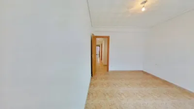 Apartment in Xirivella photo 12