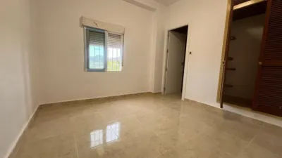 Casa – Algueña - Más