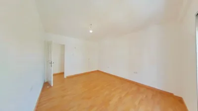 Flat in Xirivella photo 7
