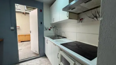 Loft en Carrer de Lepant photo 9