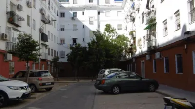 Flat on Calle Álvaro de Luna photo 21