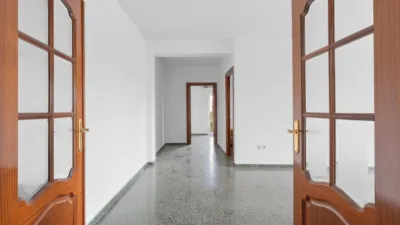 Apartment in Alhamar photo 6