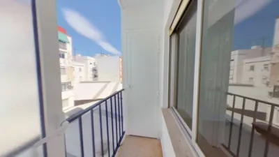Flat in El Cabanyal-El Canyamelar photo 3