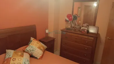Flat in Patraix photo 9