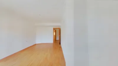 Apartment in Centre photo 11