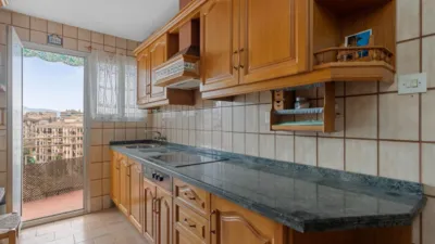 Apartment in Alhamar photo 12