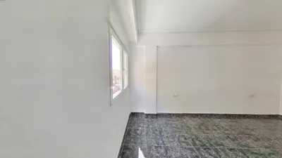 Apartment in Centre photo 7