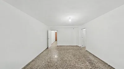 Apartment in Alipark photo 4
