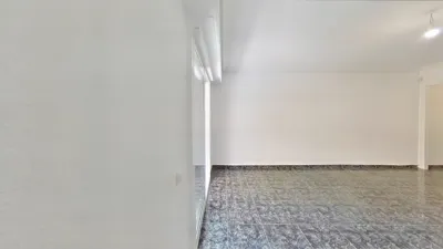 Apartment in Centre photo 4