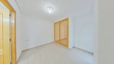 Piso en Campoamor photo 10