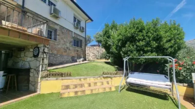 Chalet on Calle de El Ejido photo 3