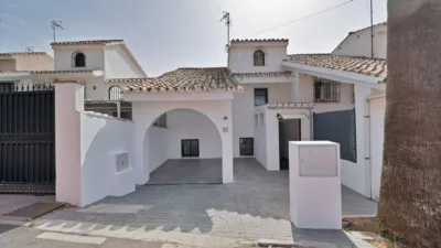 Terraced house on Calle 2F, Calle del Rubí photo 30