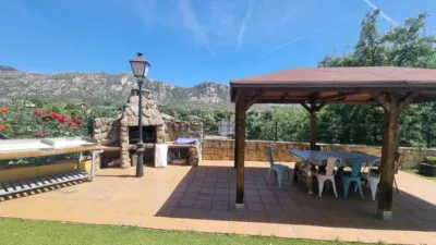 Chalet on Calle de El Ejido photo 5