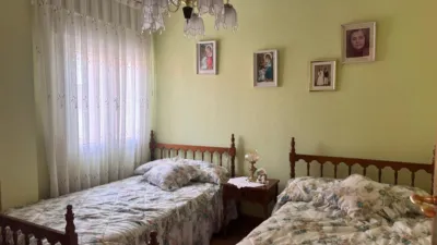 Apartment on Eugenia de Montijo Street photo 4