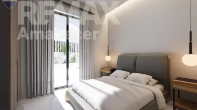 Chalet on Carrer Florencia photo 9