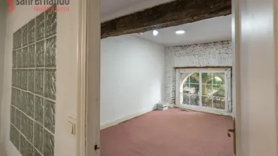 Apartment on Calle de Vargas photo 11