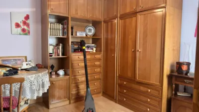 Apartment on Eugenia de Montijo Street photo 12