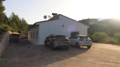 Rustic Finca in Buñol photo 4