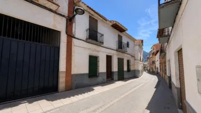 House on Calle Real photo 3