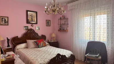 Apartment on Eugenia de Montijo Street photo 3