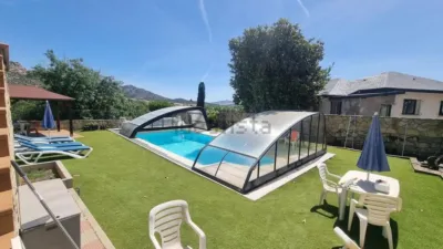 Chalet on Calle de El Ejido photo 4