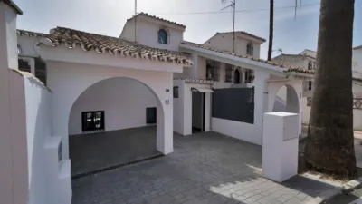 Terraced house on Calle 2F, Calle del Rubí photo 29