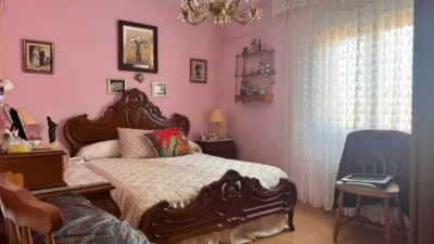 Apartment on Eugenia de Montijo Street photo 11