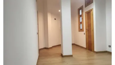 Apartment on Gran Vía de Ramón y Cajal photo 16