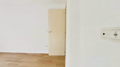 Apartment in Centre photo 14