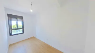Flat in Parla photo 15