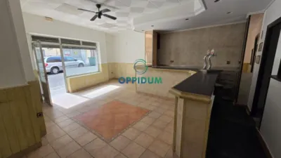 Local comercial en venta en Calle del Río Eume, 20 - Más