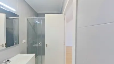 Flat in Parla photo 32