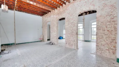 House in the Centre photo 9