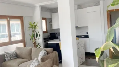 Penthouse on Avenida de las Habaneras photo 9