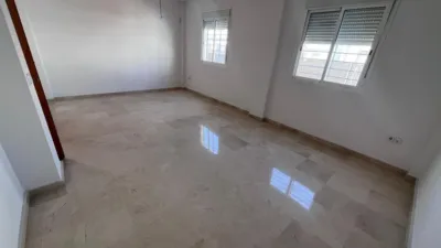 Semi-detached house on Doctor Miguel Ríos Sarmiento Street photo 6