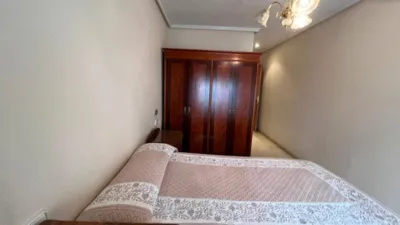 Apartment on Carrer de Cristóbal Sanz photo 23