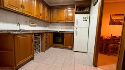 Apartment on Carrer de Cristóbal Sanz photo 9