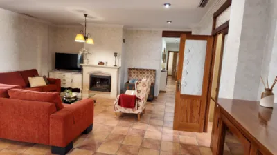 Chalet on Calle de La Arroba del Palomar photo 11