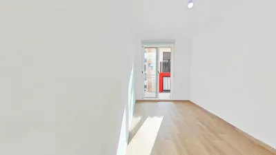 Apartment in Centre photo 12