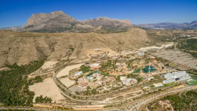 Chalet in Golf Puig Campana photo 15