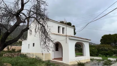 Chalet in Estacion photo 26