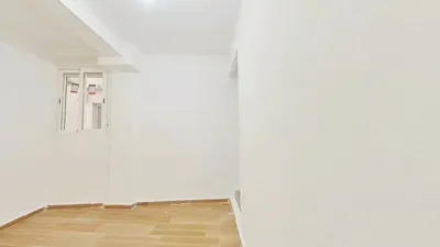 Apartment in Centre photo 20