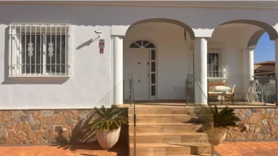 Chalet on Calle de la Independencia photo 8