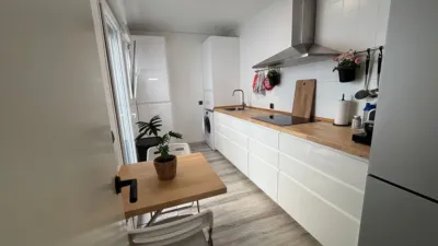 Semi-detached house on Enrique Granados Street photo 28